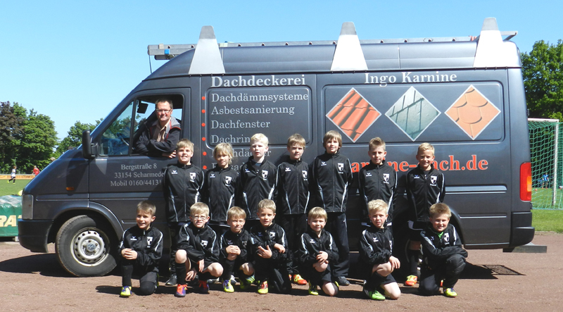 Stolze F1-Kicker im neuen Outfit | Foto: TuRa Eelsen