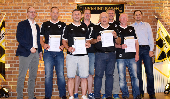 TuRa Elsen Altherren Ü40 - Kreismeister auf Kleinfeld