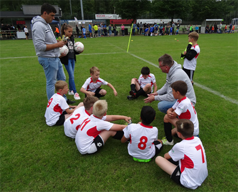 TuRa Elsen F-Junioren beim Wassermühlen-Cup des TSV Heiligenrode